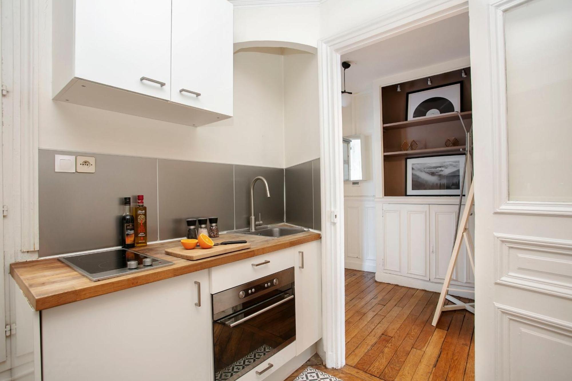 Notre-dame - 1br With Balcony - Cityapartmentstay * Parigi