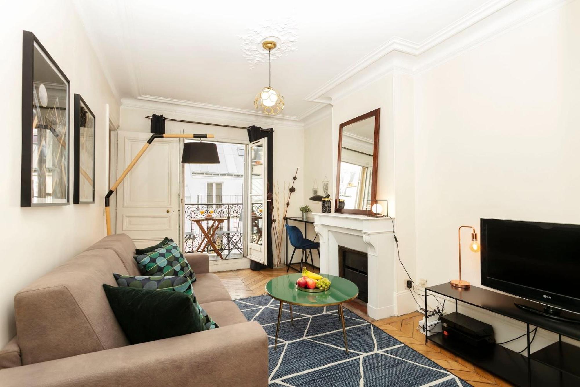 Notre-dame - 1br With Balcony - Cityapartmentstay * Parigi